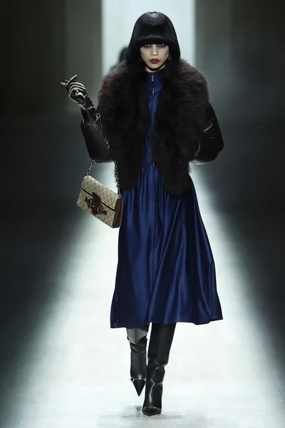 Look 36